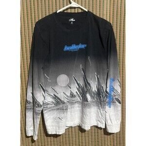 Hollister Tee Men M Basic Shirt Explore The World Live For Miles Black Neck Logo